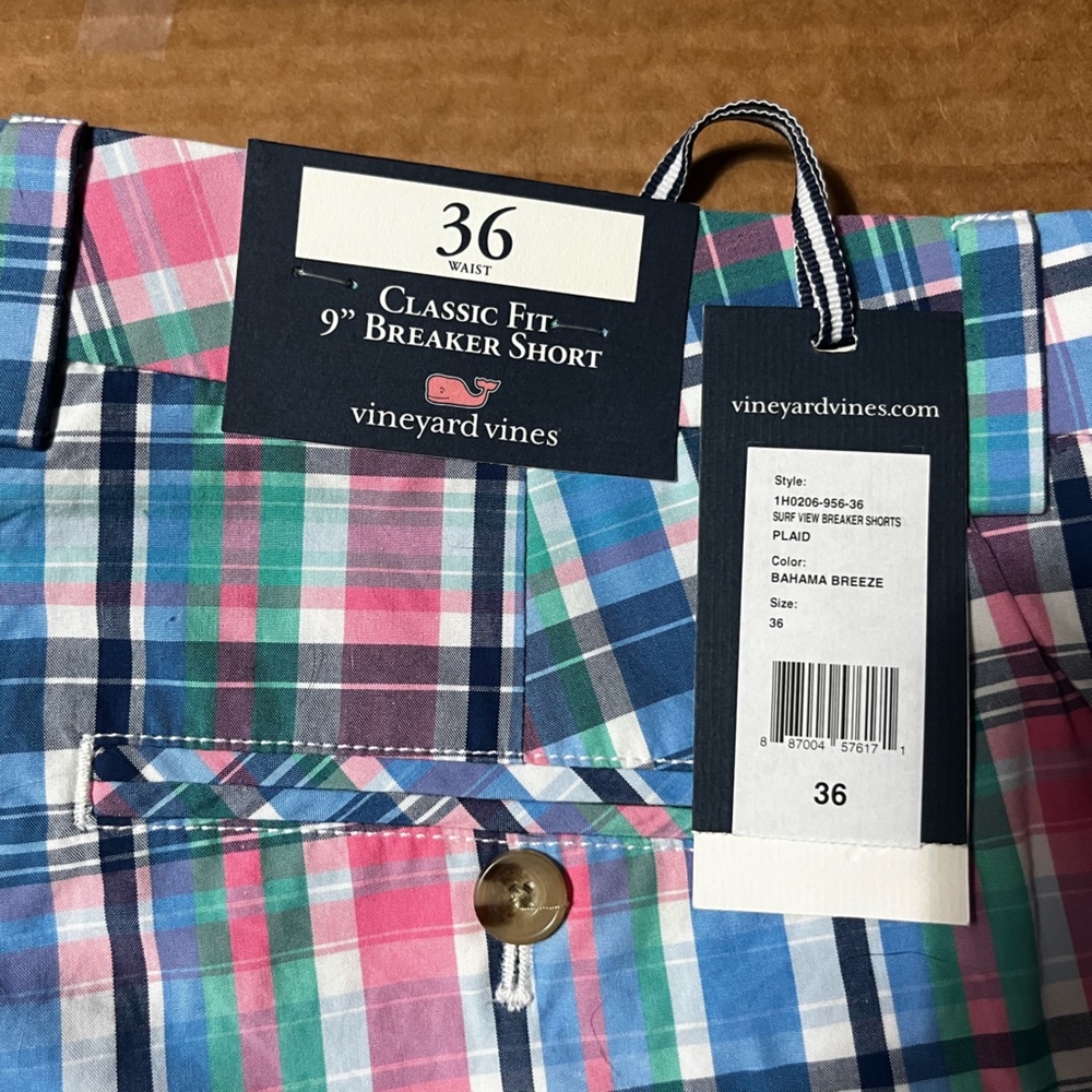 Vineyard Vines shorts